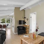 Hus 16 Vakantiehuis